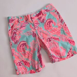 Lilly Pulitzer Vibrant Tropical Print Chipper Shorts